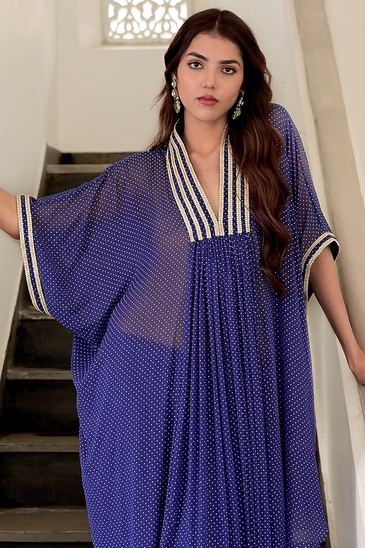 Midnight Blue Chiffon Dew Drop Kaftan Kurta Set by TARO at Pernia's Pop Up Shop