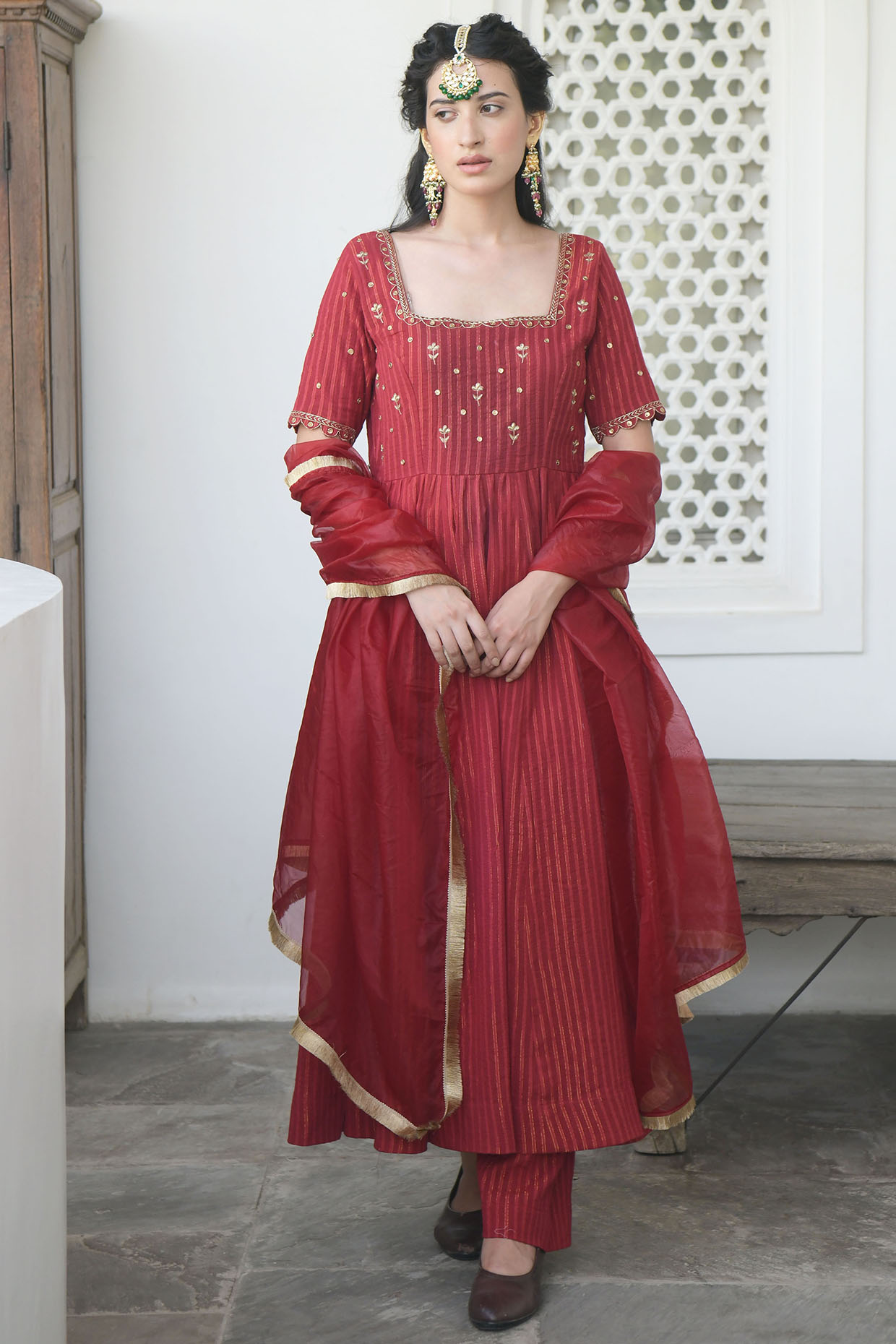 Cherry Red Hand Embroidered Kurta Set by TARO