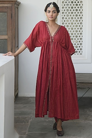 Red Hand Embroidered Kaftan Set by TARO