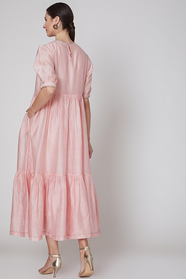 Blush Pink & Mint Embroidered Kurta Set by TARO at Pernia's Pop Up Shop