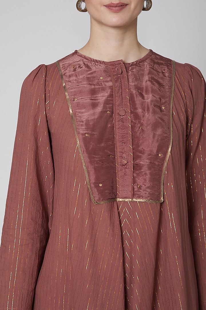 Copper Embroidered Kurta Set by TARO at Pernia's Pop Up Shop