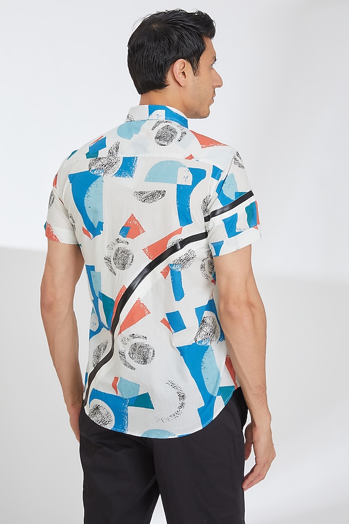White Cotton Printed Summer Shirt by Tarini Vij Men at Pernia's Pop Up Shop