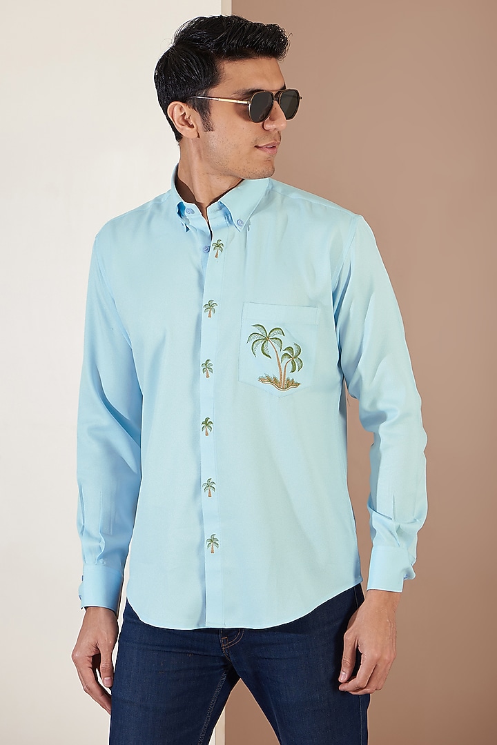 Light Blue Crepe Embroidered Party Wear Shirt by Tarini Vij Men at Pernia's Pop Up Shop