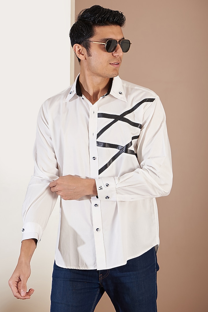 White Giza Cotton Embroidered Party Wear Shirt by Tarini Vij Men at Pernia's Pop Up Shop