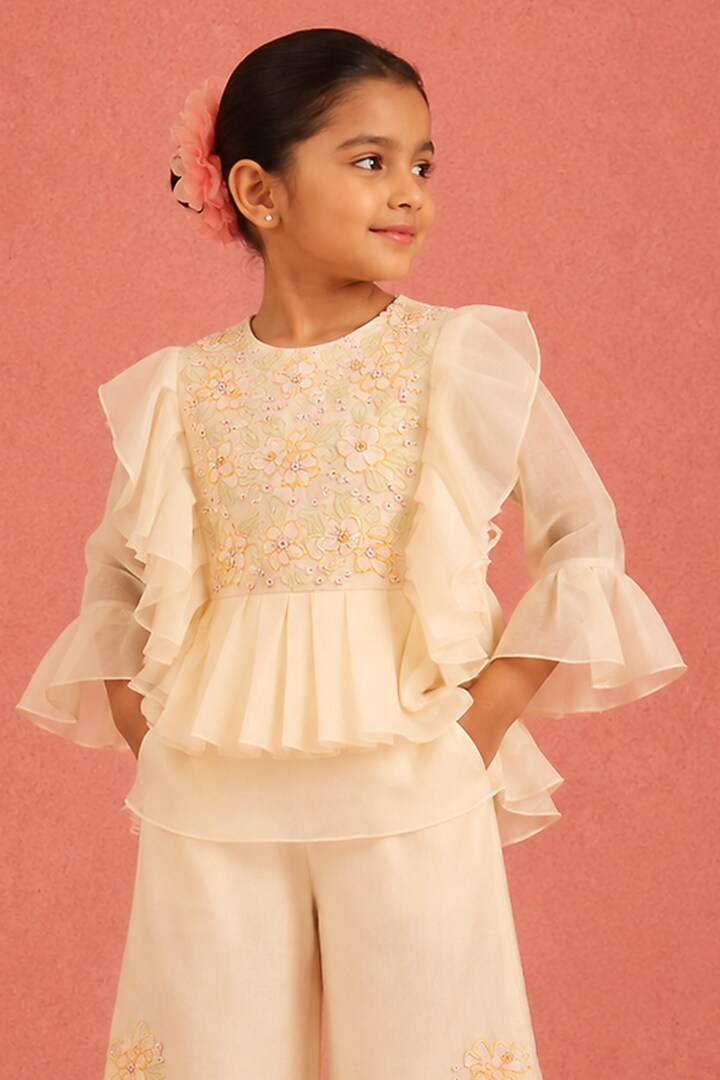 White Organza Floral Embroidered Co-Ord Set For Girls by Tarini Vij Kids at Pernia's Pop Up Shop