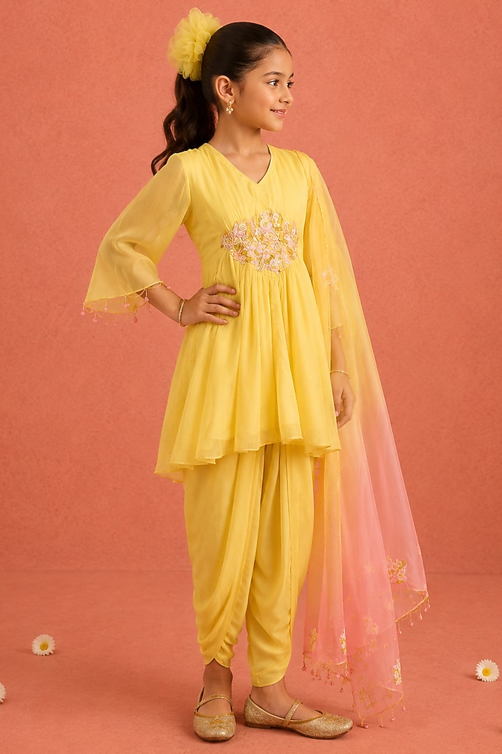 Yellow Georgette Floral Embroidered Gathered Kurta Set For Girls by Tarini Vij Kids at Pernia's Pop Up Shop
