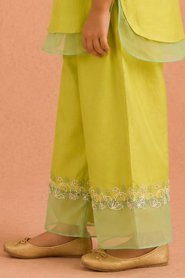 Mint & Turquoise Chanderi Floral Motifs Embroidered Co-Ord Set For Girls by Tarini Vij Kids at Pernia's Pop Up Shop