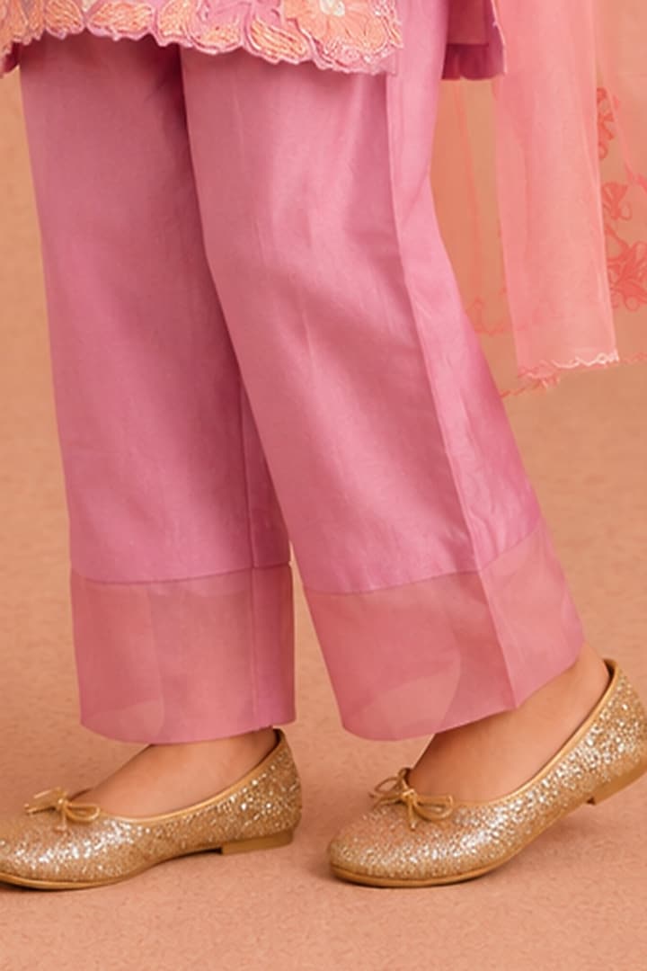 Lilac Chanderi Silk Floral Embroidered Kurta Set For Girls by Tarini Vij Kids at Pernia's Pop Up Shop