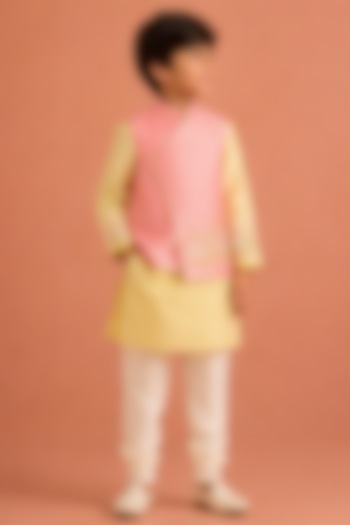 Blush Pink Silk Chanderi Floral Embroidered Nehru Jacket Set For Boys by Tarini Vij Kids at Pernia's Pop Up Shop