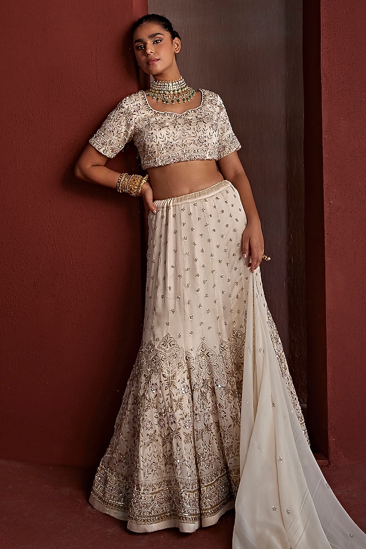 Gold Pure Silk Organza Mirror & Dabka Hand Embroidered Bridal Lehenga Set by TARINI VIJ at Pernia's Pop Up Shop