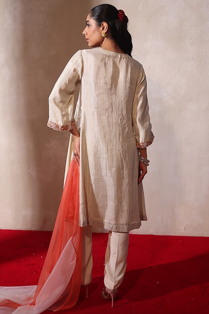 White Striped Tissue Embroidered Kurta Set by TARINI VIJ at Pernia's Pop Up Shop