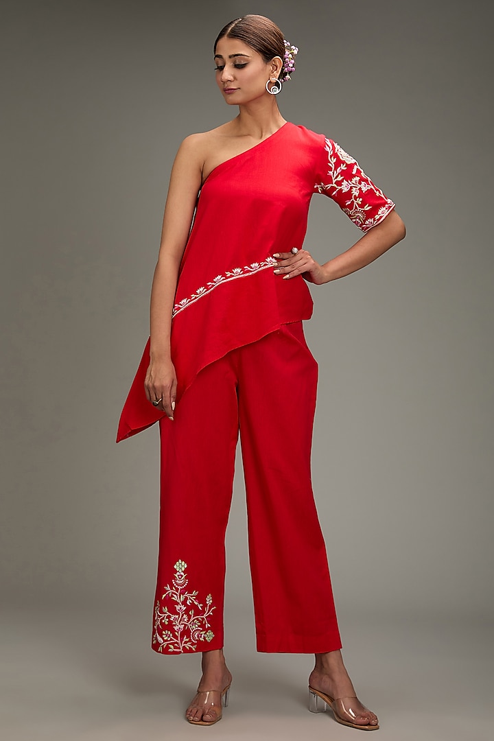 Red Cotton Linen Hand & Machine Embroidered One-Shoulder Kurta Set by TARINI VIJ