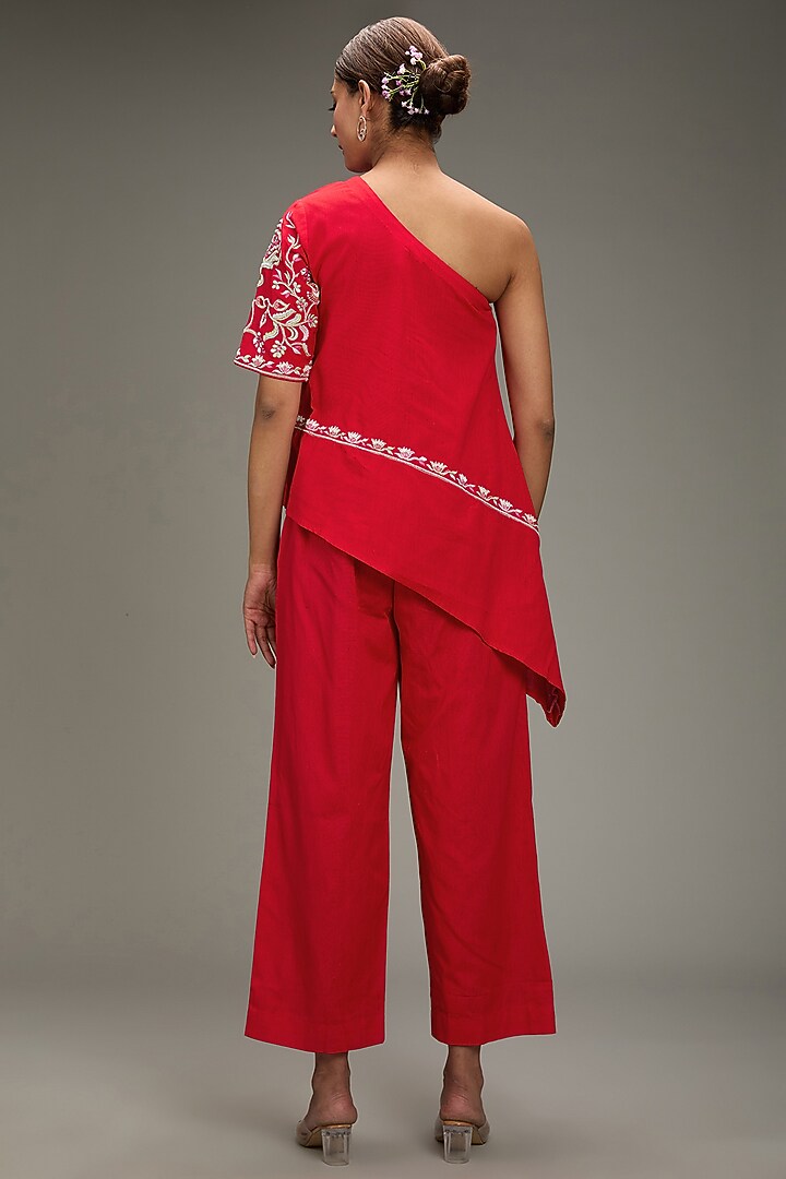 Red Cotton Linen Hand & Machine Embroidered One-Shoulder Kurta Set by TARINI VIJ at Pernia's Pop Up Shop