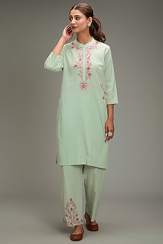 Green Cotton Linen Hand & Machine Embroidered Kurta Set by TARINI VIJ