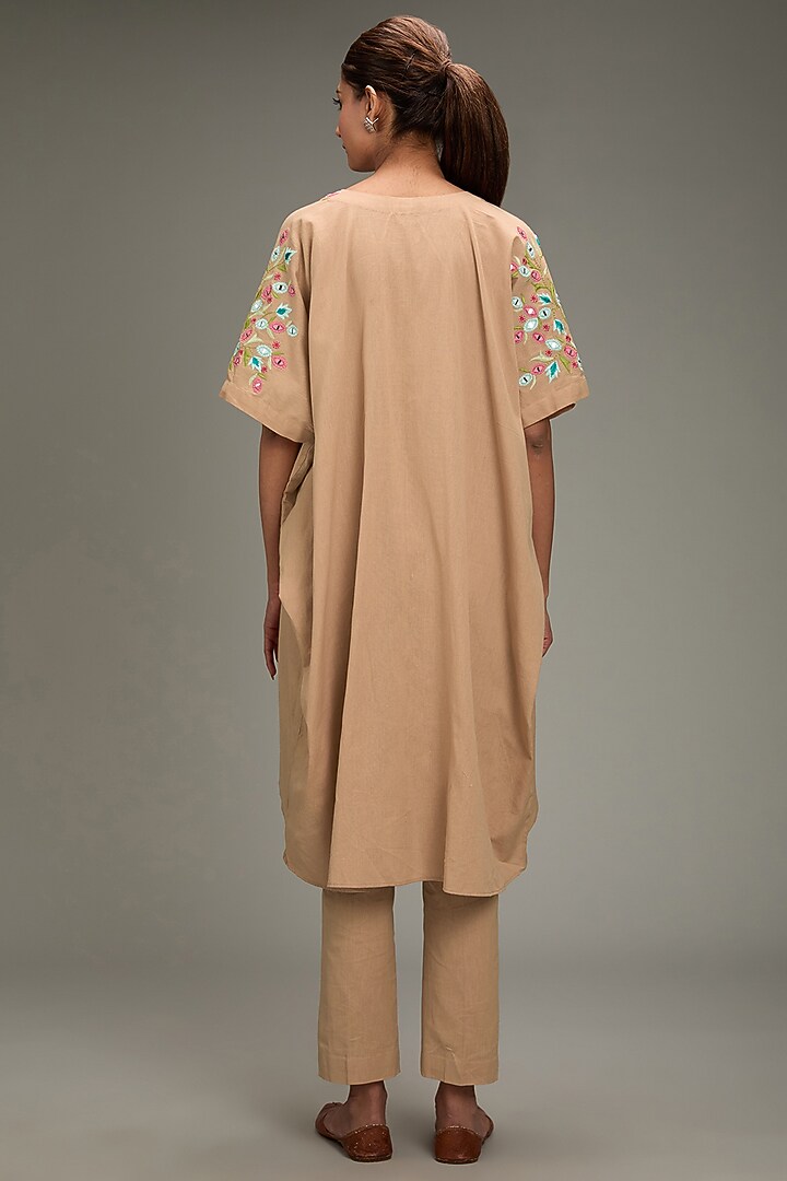 Beige Cotton Linen Mirror Embellished Kaftan Kurta Set by TARINI VIJ at Pernia's Pop Up Shop