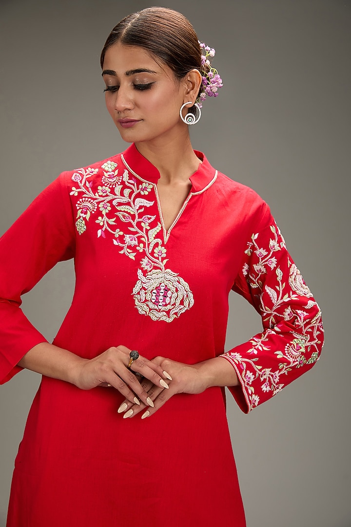Red Cotton Linen Hand & Machine Embroidered Kurta Set by TARINI VIJ at Pernia's Pop Up Shop