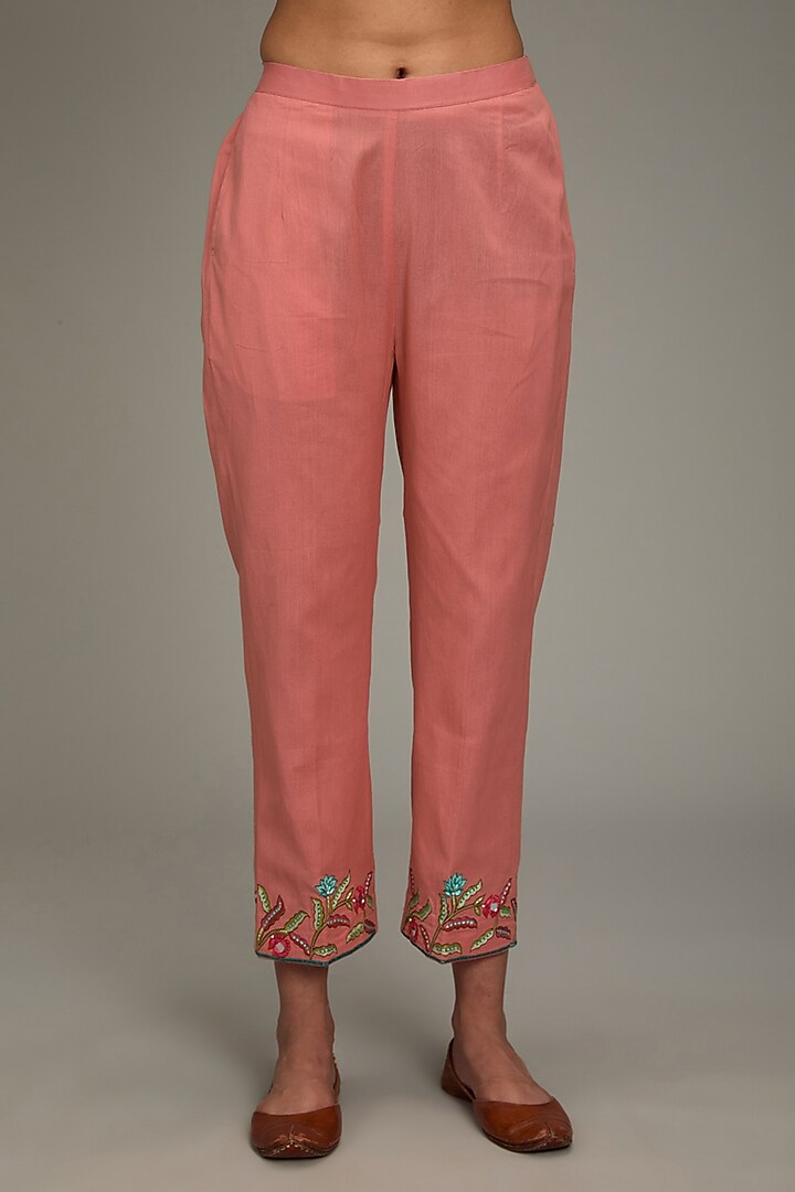 Pink Cotton Linen Hand & Machine Embroidered Kurta Set by TARINI VIJ at Pernia's Pop Up Shop
