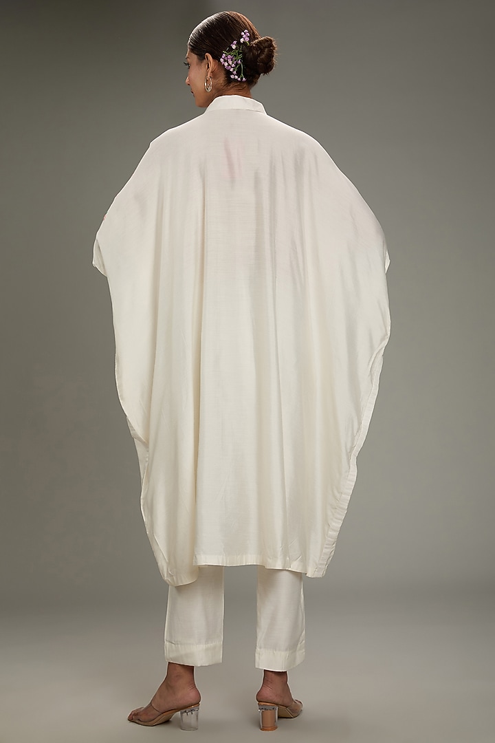 White Cotton Linen Mirror Embellished Kaftan Kurta Set by TARINI VIJ at Pernia's Pop Up Shop