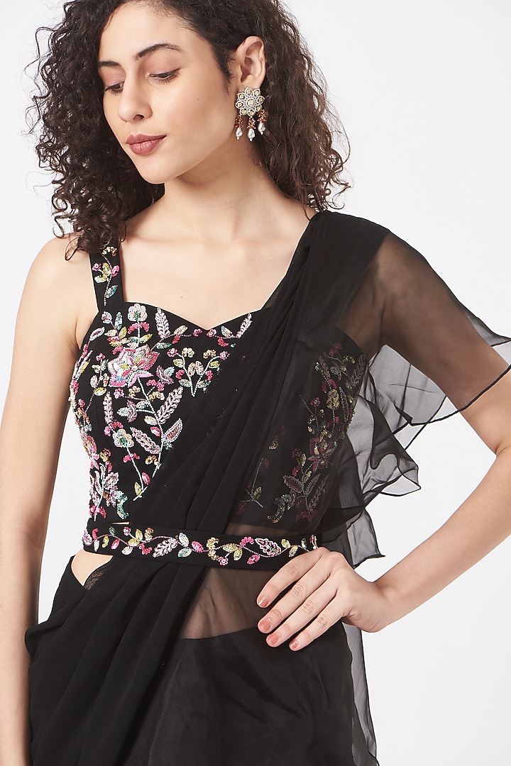 Black Georgette Pre-Stitched Party Wear Saree Set by TARINI VIJ at Pernia's Pop Up Shop