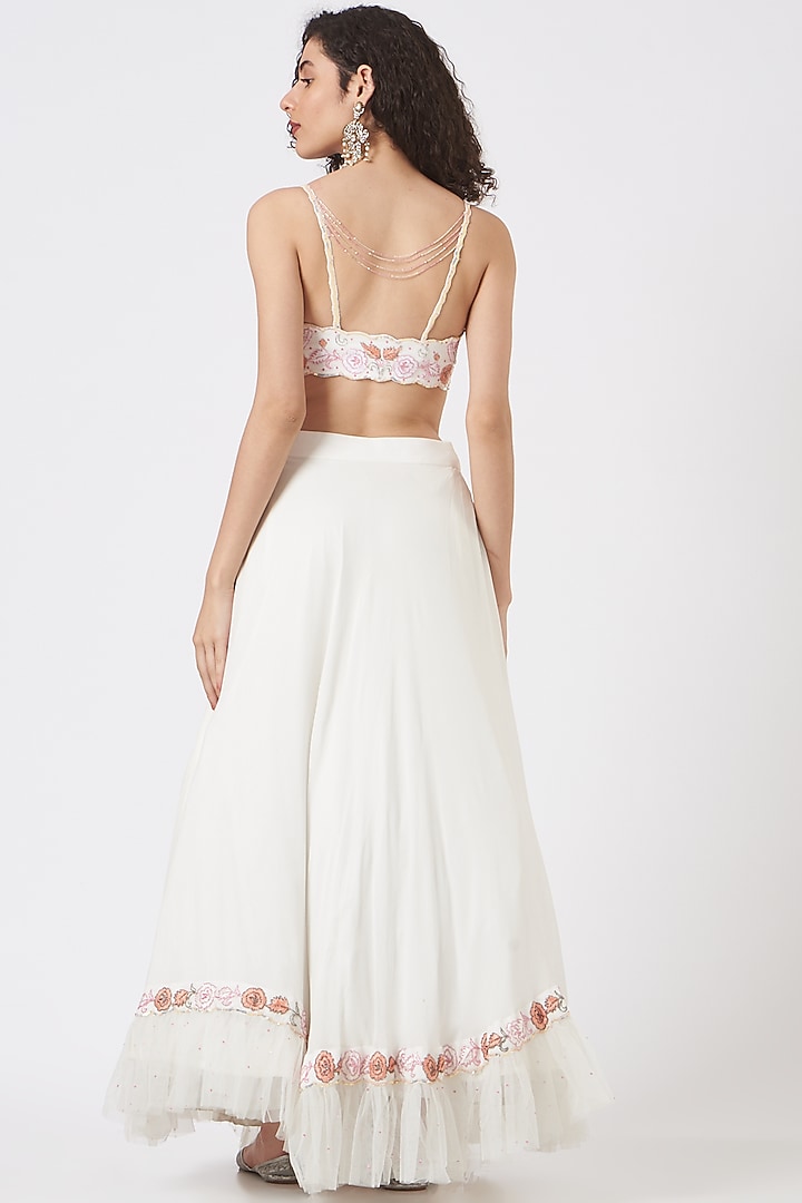 White Georgette Lehenga Set by TARINI VIJ at Pernia's Pop Up Shop