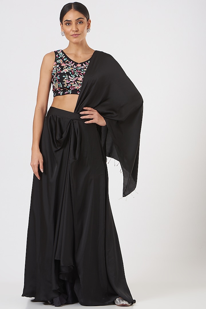 Black Embroidered Skirt Saree Set by TARINI VIJ