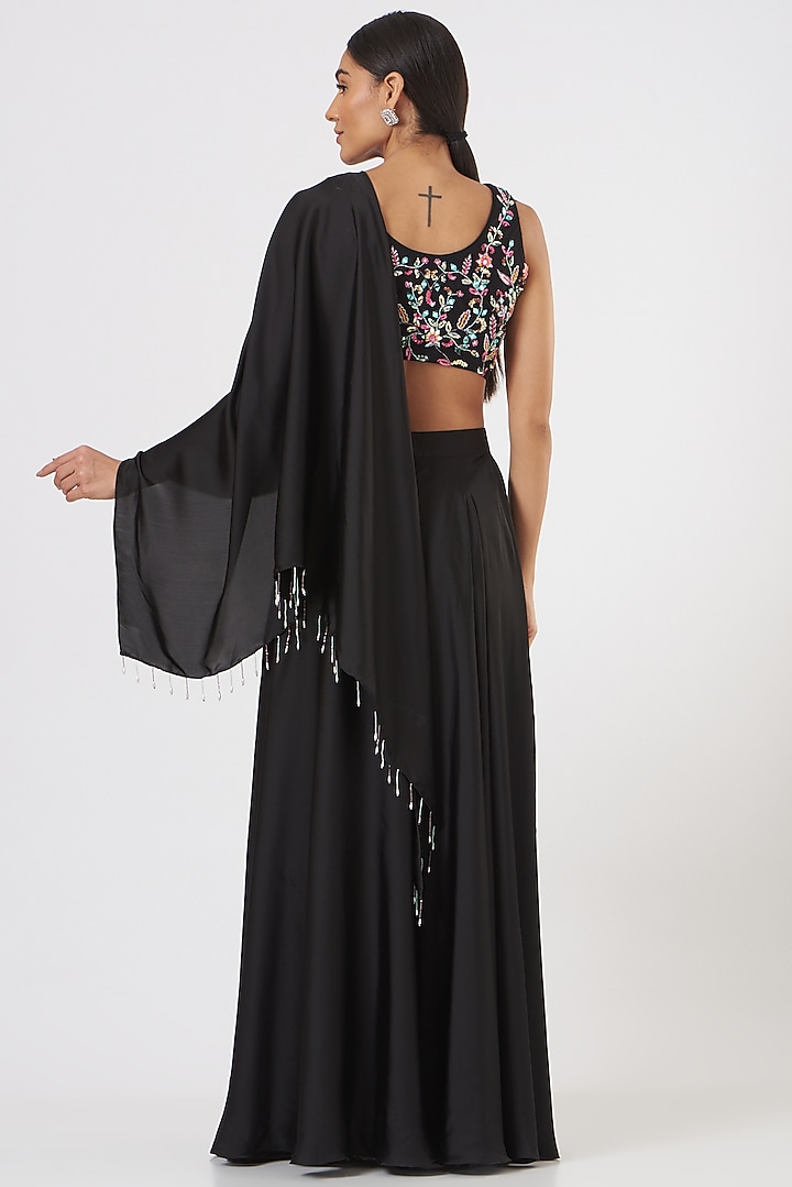 Black Embroidered Skirt Party Wear Saree Set by TARINI VIJ at Pernia's Pop Up Shop