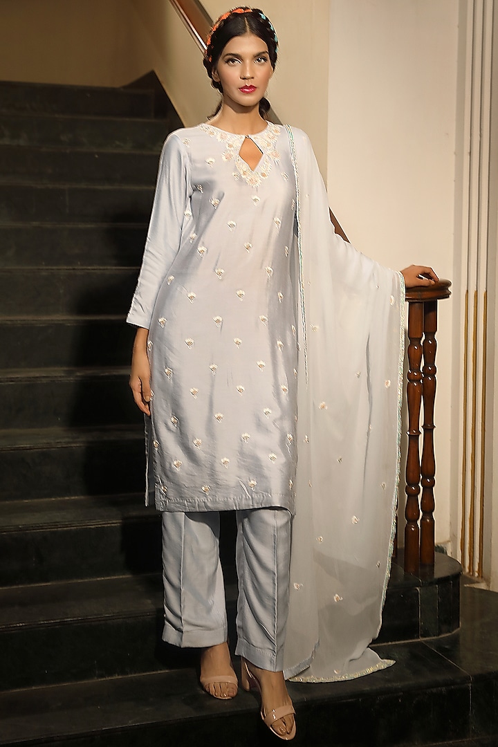 Ice Blue Hand Embroidered Kurta Set by TARINI VIJ