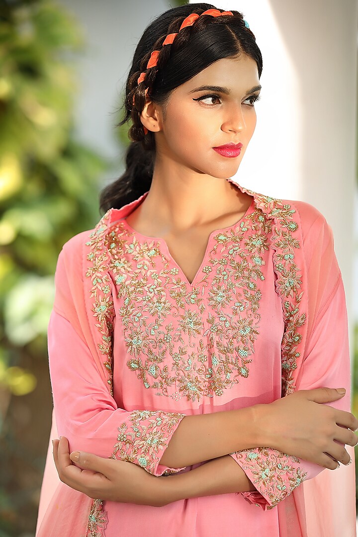 Pink Hand Embroidered Cape Set by TARINI VIJ at Pernia's Pop Up Shop