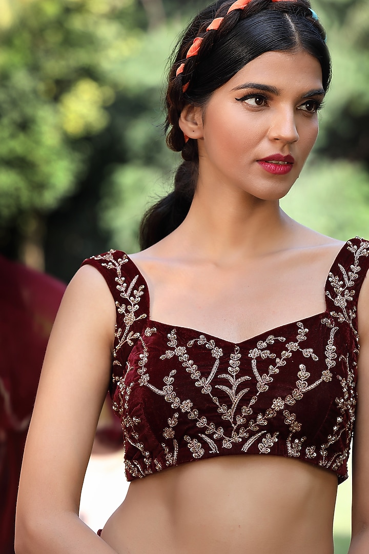 Maroon Embroidered Wedding Lehenga Set by TARINI VIJ at Pernia's Pop Up Shop