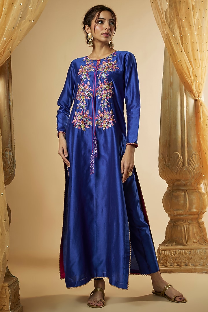 Ink Blue Chanderi Silk Resham Hand Embroidered Kurta Set by The Aarya at Pernia's Pop Up Shop