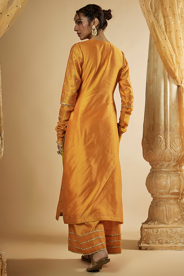 Light Orange Chanderi Silk Resham Hand Embroidered Kurta Set by The Aarya at Pernia's Pop Up Shop