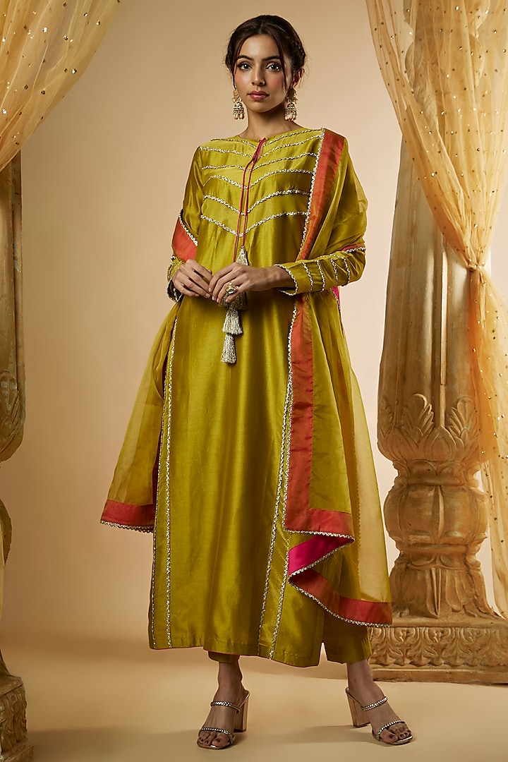 Olive Green Chanderi Silk & Zari Organza Lace Paneled Kurta Set by The Aarya