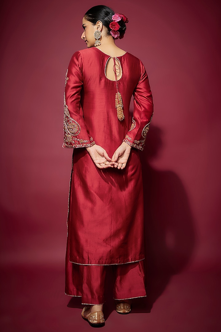 Red Handwoven Chanderi Zardosi Embroidered Straight Kurta Set by The Aarya at Pernia's Pop Up Shop