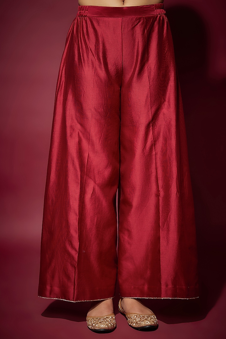 Red Handwoven Chanderi Zardosi Embroidered Straight Kurta Set by The Aarya at Pernia's Pop Up Shop