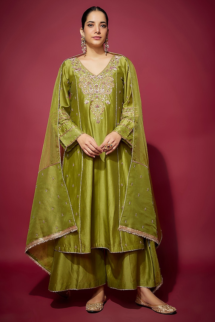 Mehendi Green Handwoven Chanderi Zardosi Embroidered Kurta Set by The Aarya at Pernia's Pop Up Shop