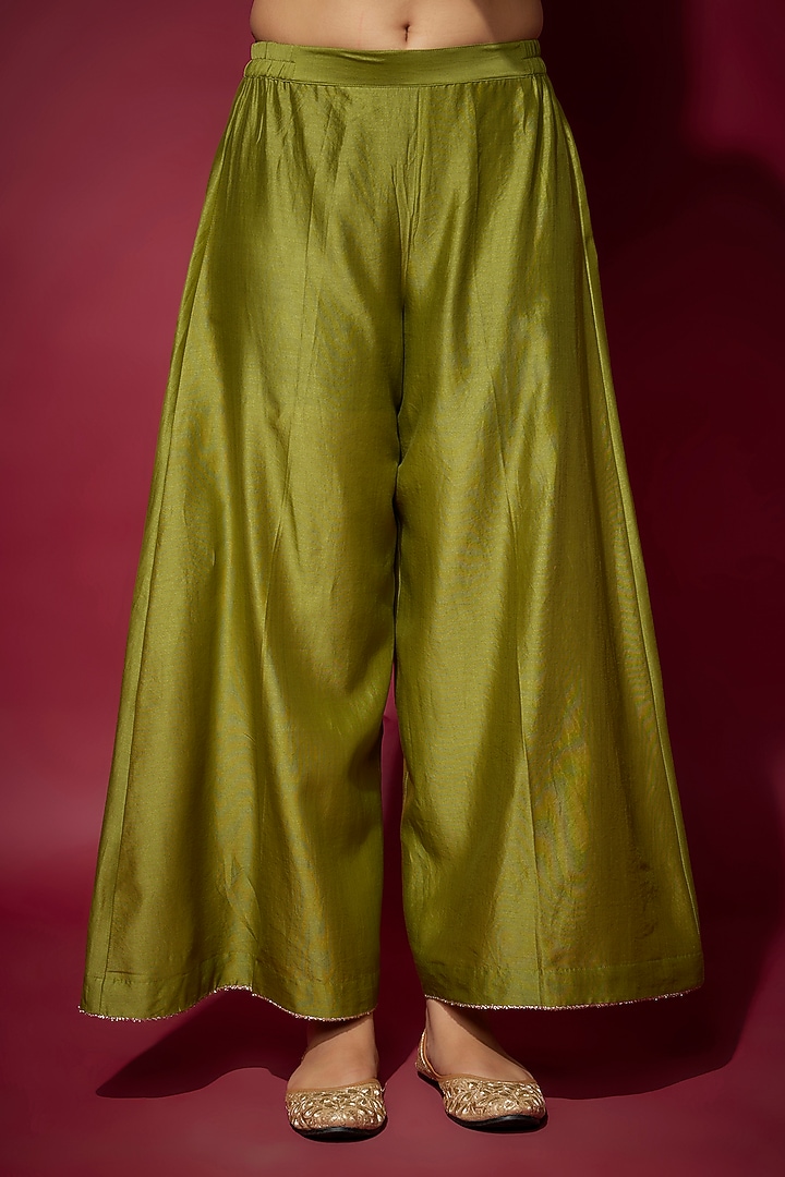 Mehendi Green Handwoven Chanderi Zardosi Embroidered Kurta Set by The Aarya at Pernia's Pop Up Shop