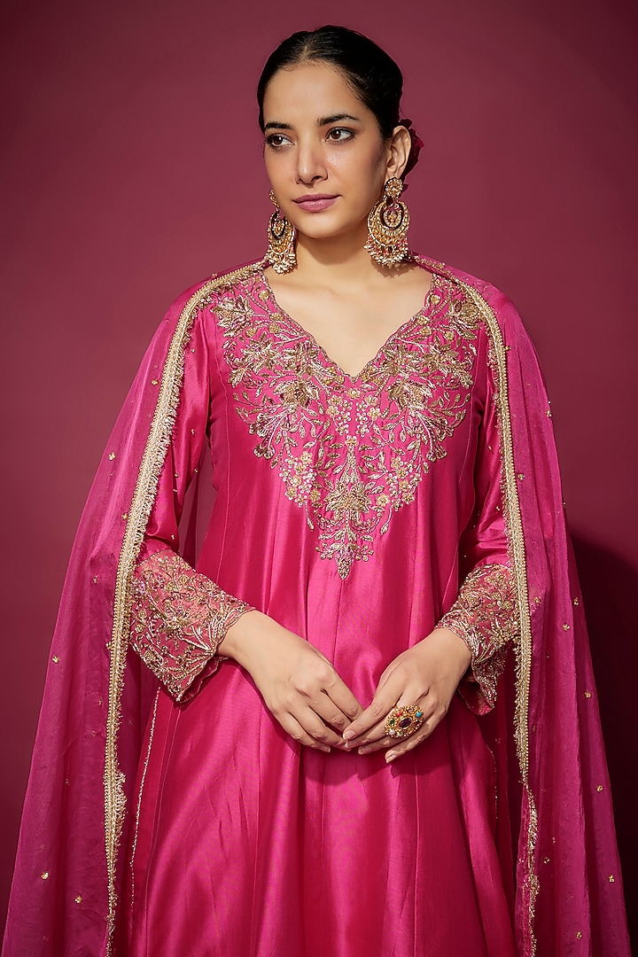 Pink Handwoven Chanderi Zardosi Embroidered Kurta Set by The Aarya at Pernia's Pop Up Shop