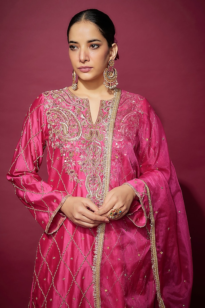 Pink Handwoven Chanderi Zardosi Embroidered Kurta Set by The Aarya at Pernia's Pop Up Shop