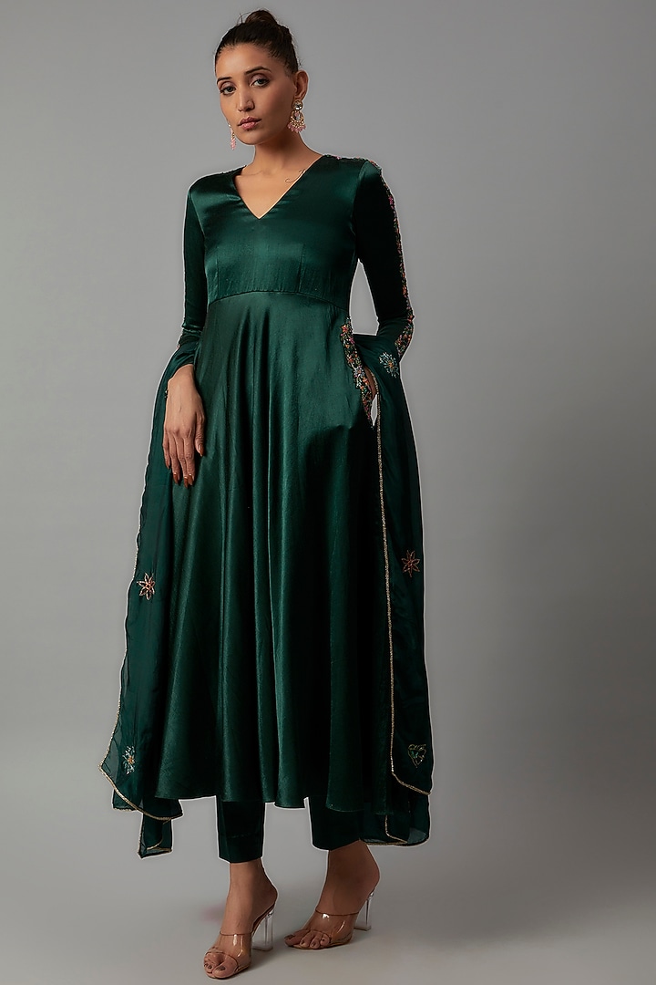 Emerald Green Mashru Silk Embroidered Party Wear Anarkali Set by The Aarya at Pernia's Pop Up Shop