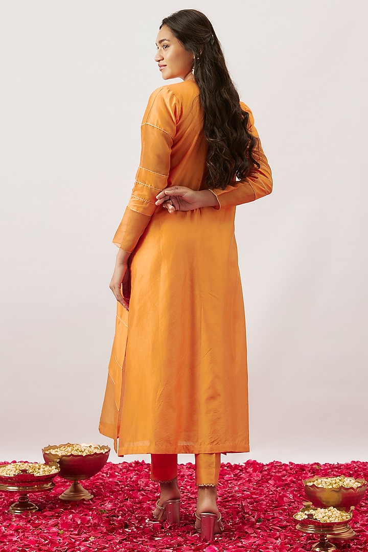 Orange Handwoven Chanderi & Zari Organza Cutdana Embroidered Kurta Set by The Aarya at Pernia's Pop Up Shop