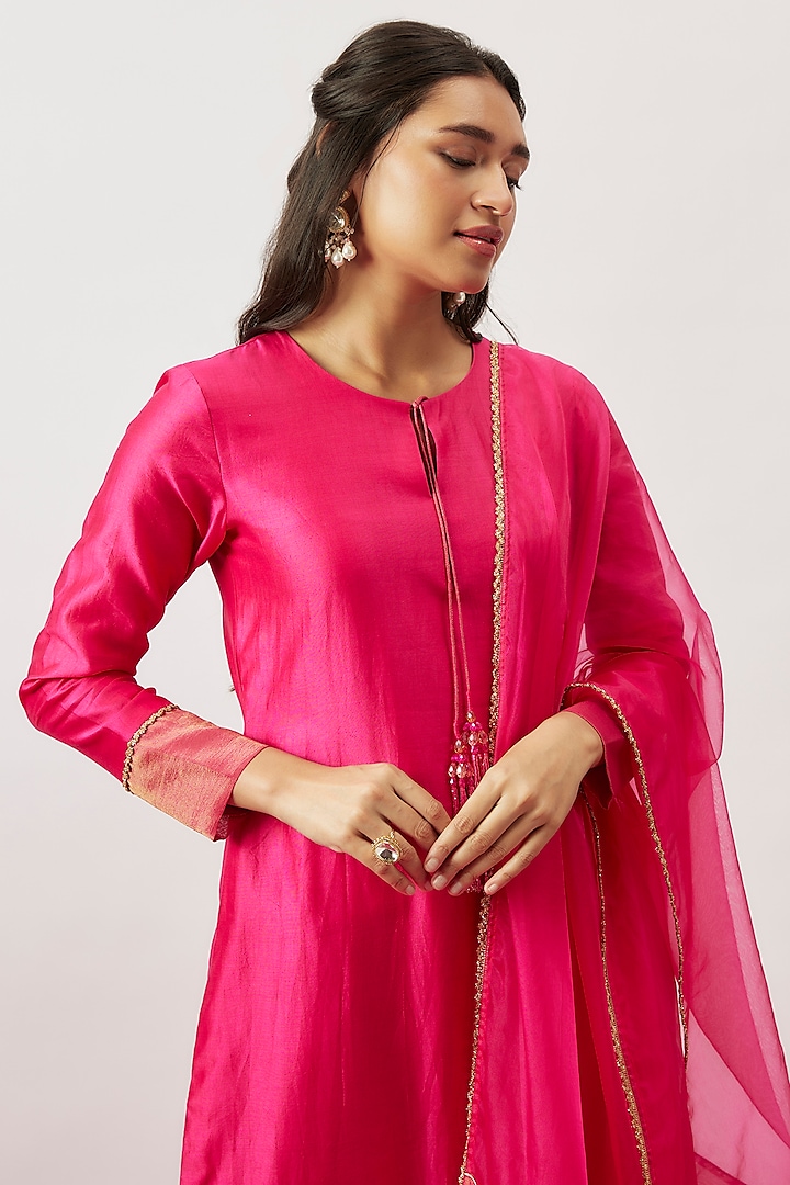 Pink Handwoven Chanderi & Zari Organza Hand Embroidered Kurta Set by The Aarya at Pernia's Pop Up Shop