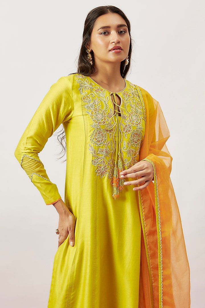 Lime Green Handwoven Chanderi Zari Dori Embroidered Kurta Set by The Aarya at Pernia's Pop Up Shop