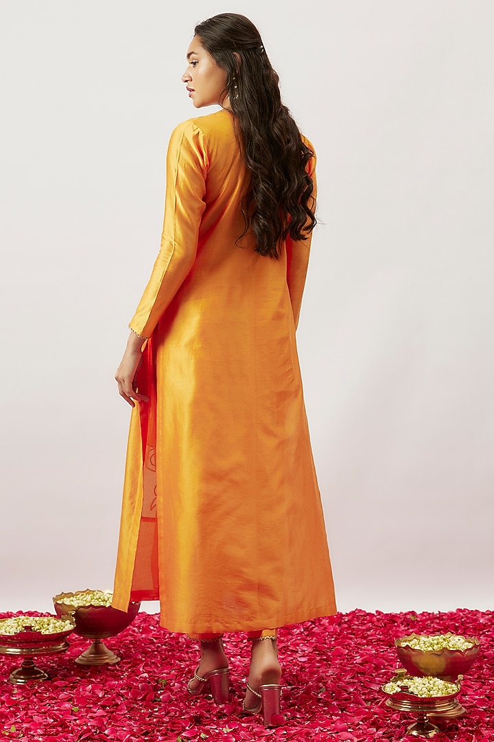Light Orange Handwoven Chanderi Zari Dori Embroidered Kurta Set by The Aarya at Pernia's Pop Up Shop
