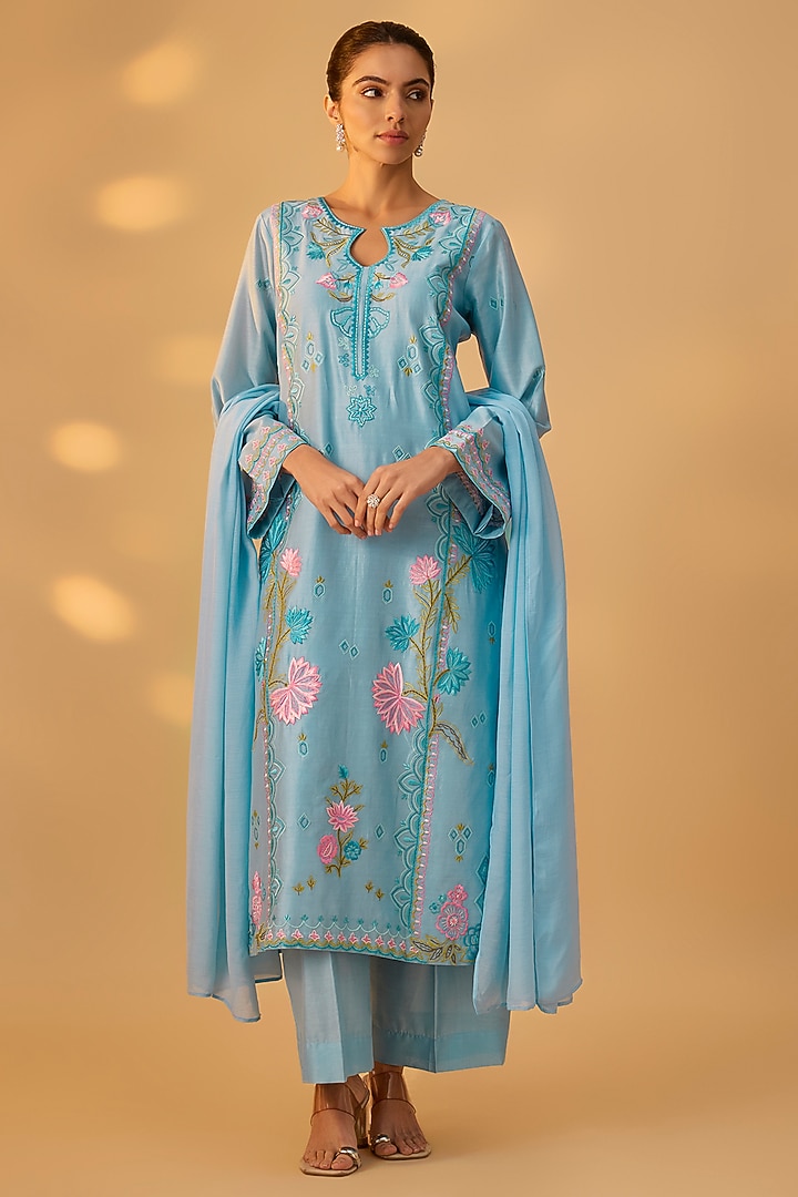 Powder Blue Handwoven Chanderi Floral Motifs Embroidered Kurta Set by The Aarya at Pernia's Pop Up Shop