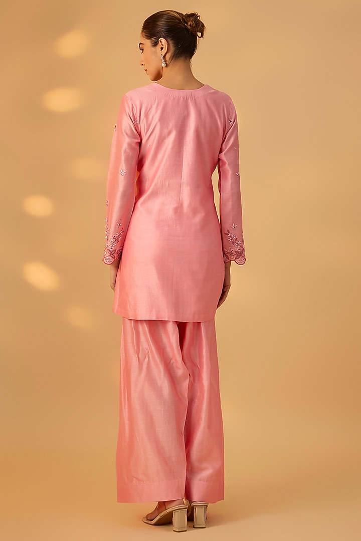 Blush Pink Handwoven Chanderi Floral Thread Work Kurta Set by The Aarya at Pernia's Pop Up Shop