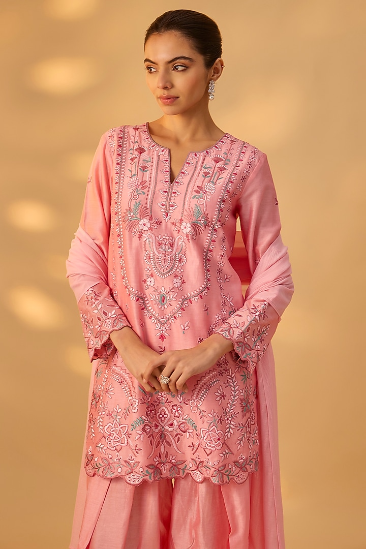 Blush Pink Handwoven Chanderi Floral Thread Work Kurta Set by The Aarya at Pernia's Pop Up Shop
