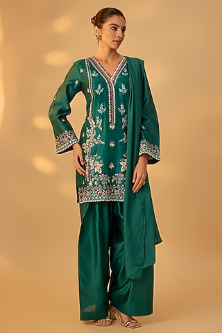 Green Handwoven Chanderi Floral Embroidered Kurta Set by The Aarya