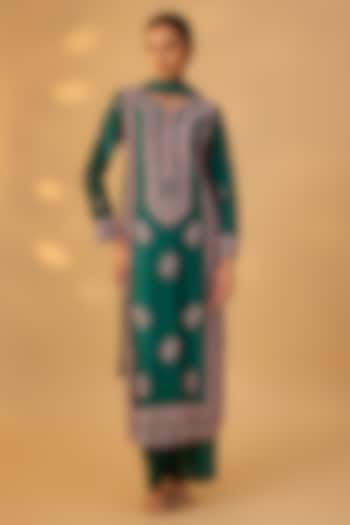 Emerald Green Handwoven Chanderi Thread Embroidered Kurta Set by The Aarya at Pernia's Pop Up Shop