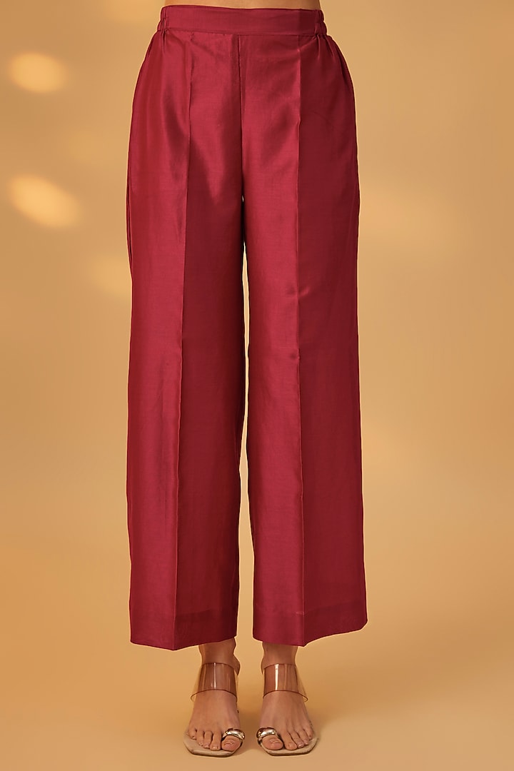 Red Handwoven Chanderi Thread Work Kurta Set by The Aarya at Pernia's Pop Up Shop