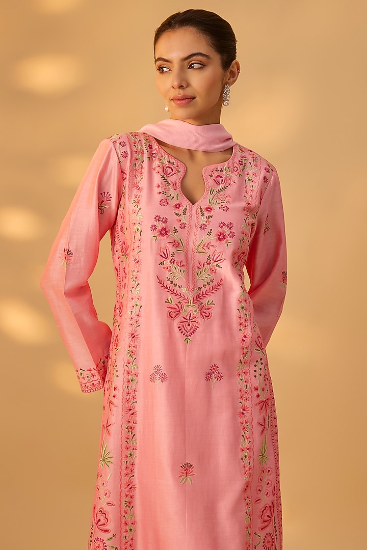 Blush Pink Handwoven Chanderi Floral Thread Work Kurta Set by The Aarya at Pernia's Pop Up Shop